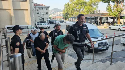 Define ararken yakalanan 4 şüpheliye adli kontrol