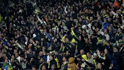 Fenerbahçe-Feyenoord maçı başladı