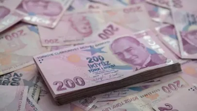 Bankalar rekabeti artırdı... Emekliye çift promosyon kapıda!
