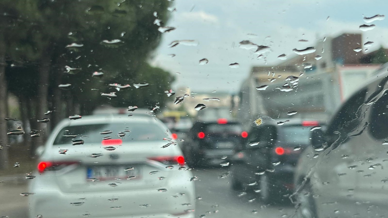 Beklenen sağanak yağmur Bursa'da!