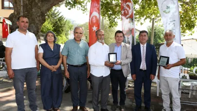 Bursa'da yangının izlerini silen gönüllülere teşekkür edildi