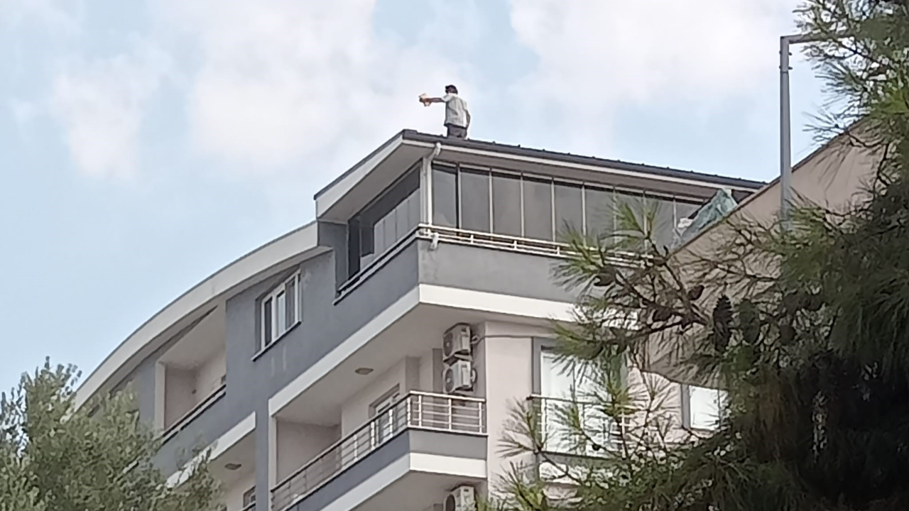 İntihar girişimine polisin ikna çabası engel oldu