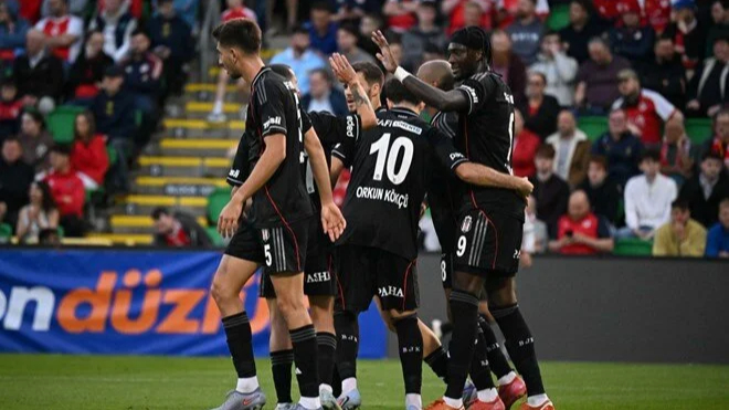 Beşiktaş, St. Patrick's'i güle oynaya yendi!