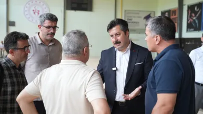 Yenişehir kapalı spor salonunun zemini yenileniyor