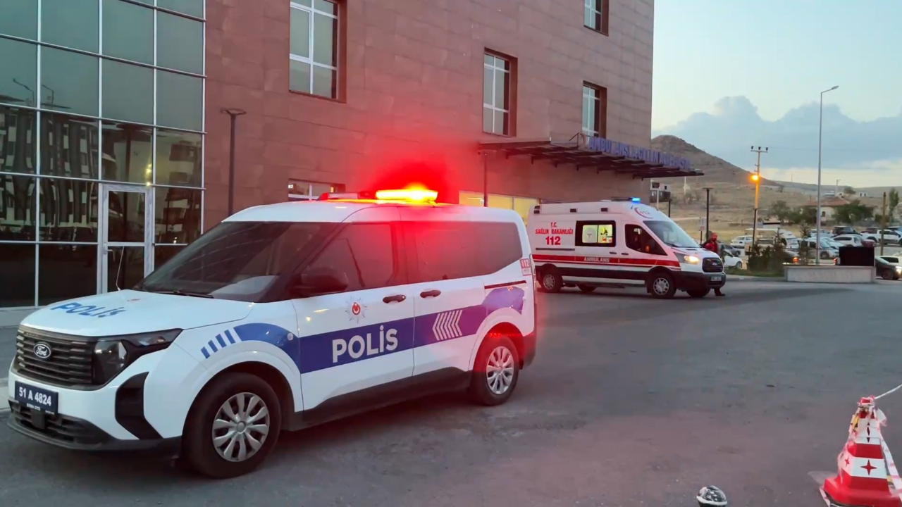İş yerine silahlı saldırı! 8 yaşındaki çocuk ağır yaralandı