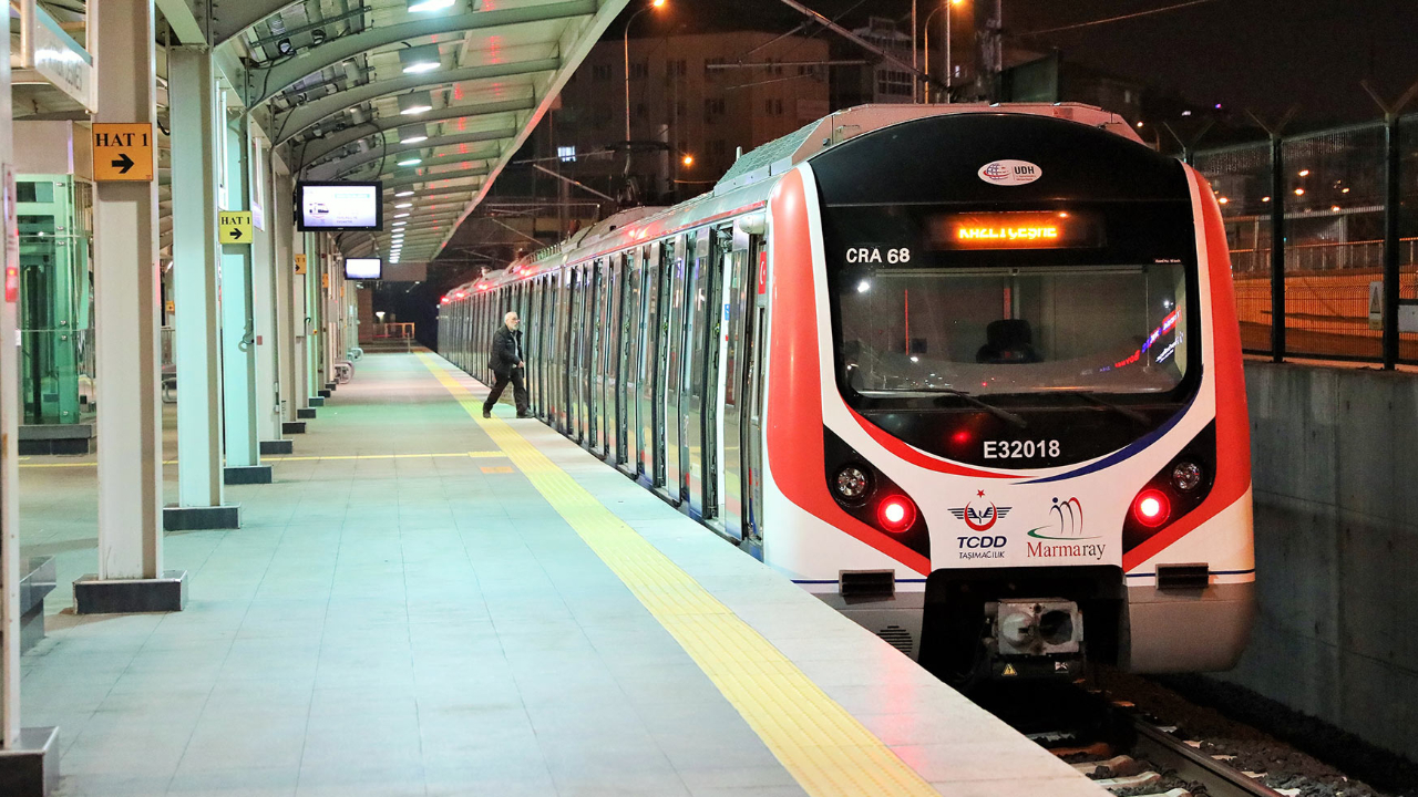 Marmaray'da 1 saat arayla iki intihar