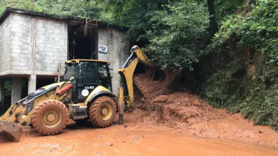 Rize'de şiddetli yağışlar hayatı olumsuz etkiledi
