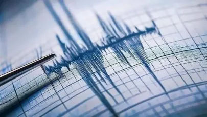 Balıkesir'de korkutan deprem!