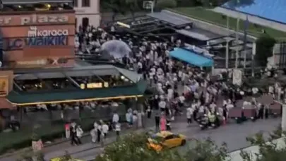 Bursa'daki AVM'lerde deprem paniği
