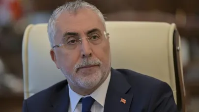 Bakan Işıkhan: "Kamu personelimizin refahını artırmayı amaçlıyoruz"
