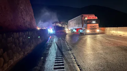 Alevlere teslim olan yolcu otobüsünde korku dolu anlar