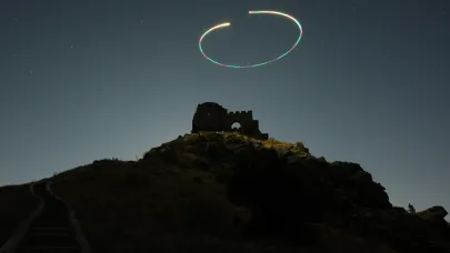 700 yıllık Kov Kalesi'nde perseid meteor yağmuru büyüledi