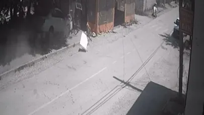 Isparta'da otomobil kıraathaneye daldı: 1 ölü, 1 yaralı