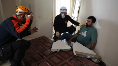İstanbul'da gerçeği aratmayan deprem tatbikatı