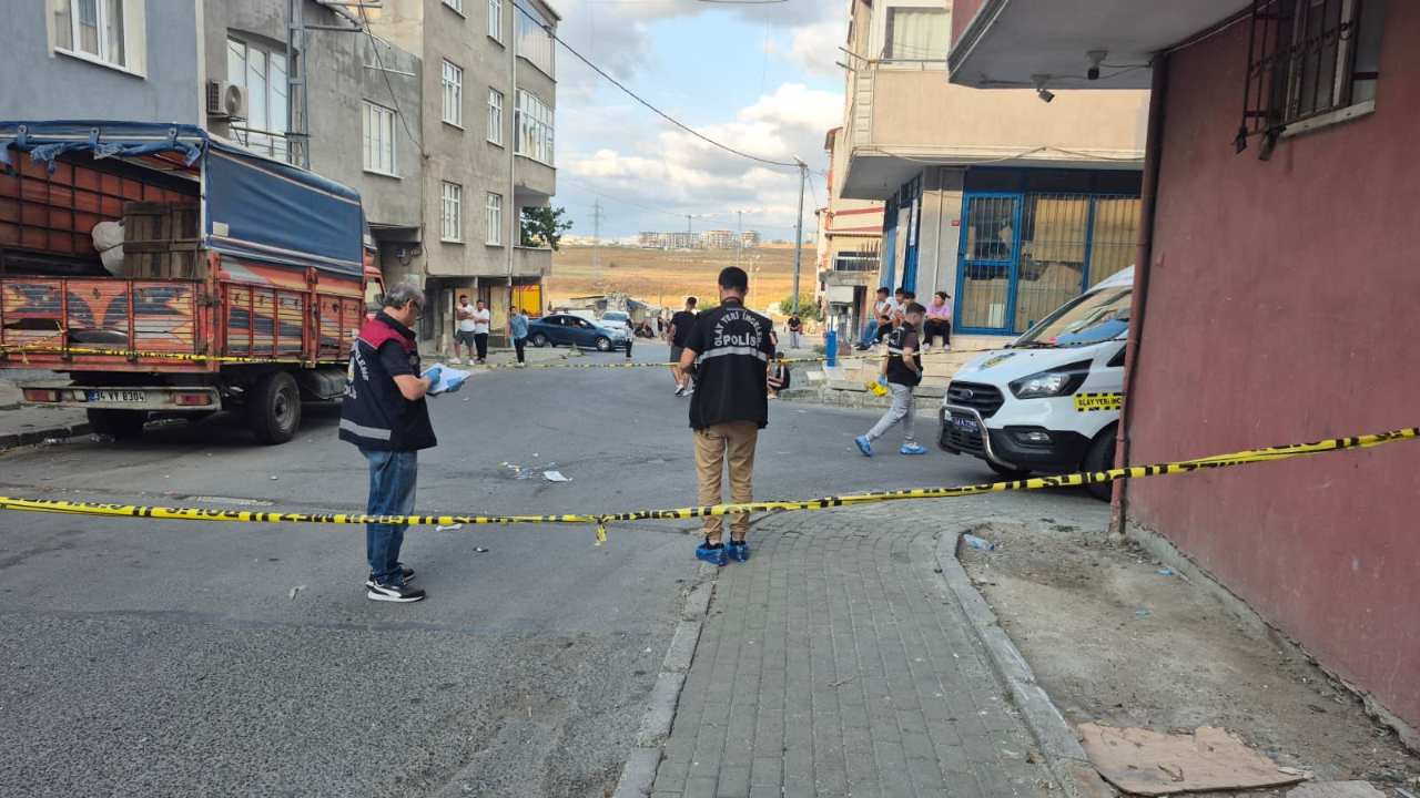 Avcılar'da "yan baktın" kavgası: 1 ölü