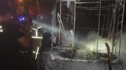 Bursa'da park halindeki karavan kül oldu