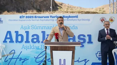 Başkan Oktay Yılmaz, Aşıklar Buluşması'nda ozanlara teşekkür etti