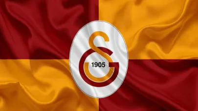 Galatasaray’da üç futbolcuyla yollar ayrılıyor
