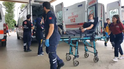 Kontrolden çıkan araç taklalar attı, 2 kişi yaralandı