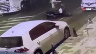 Ümraniye’de motosiklet hırsızlığı kamerada