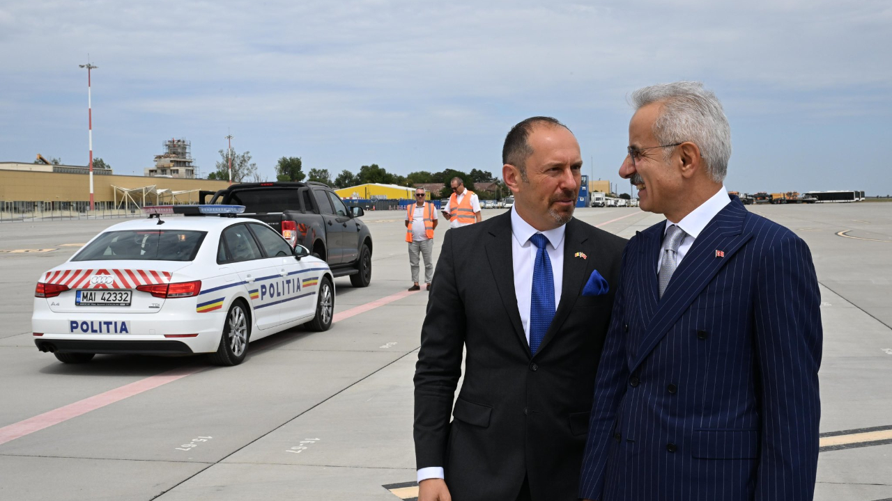 Bakan Uraloğlu, resmi ziyaret için Romanya'da