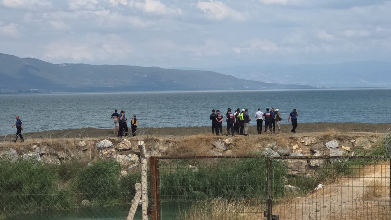 6 yaşındaki çocuk İznik Gölü'nde kayboldu