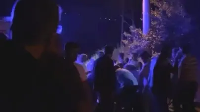 Devrilen traktörün sürücüsü ağır yaralandı