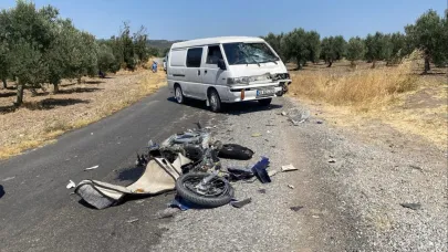 Manisa’da motosiklet araçla kafa kafaya çarpıştı: 1 ölü
