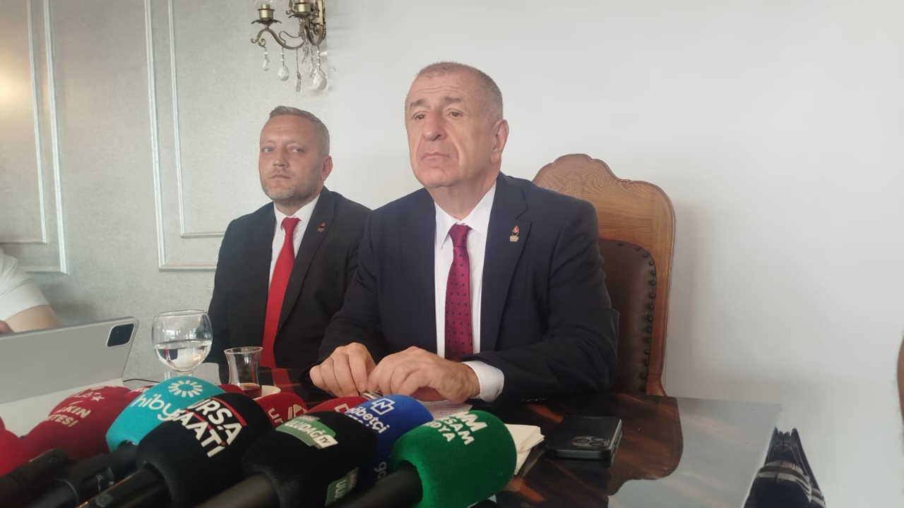 Ümit Özdağ Bursa'dan iktidara seslendi: İsraftan vazgeçmeden krizden çıkılmaz!