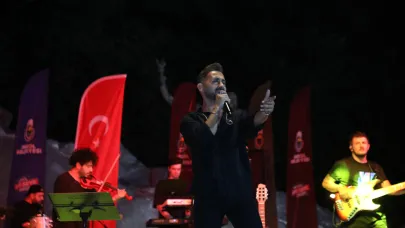 İnegöl, Aydın Şahin konseriyle coştu