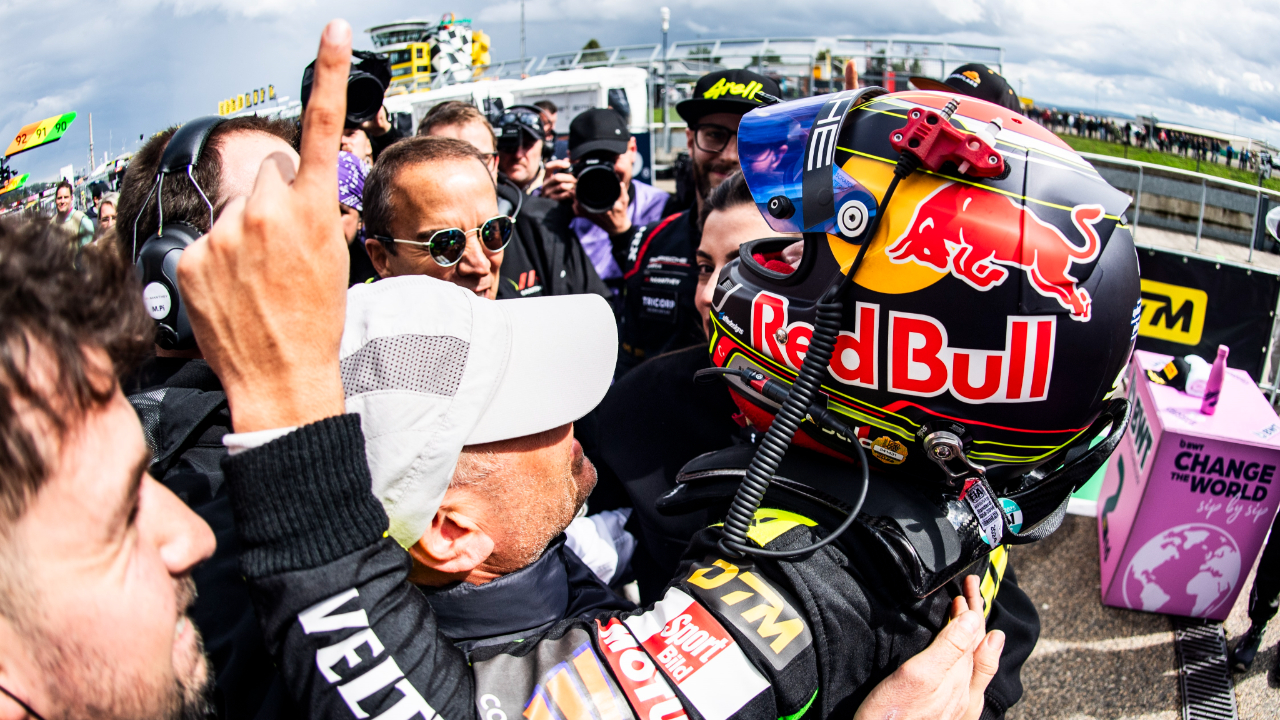 Ayhancan Güven'den DTM Sachsenring etabında çifte zafer
