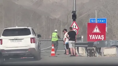 Şilankar Viyadüğü'ndeki kayma trafiği felç etti