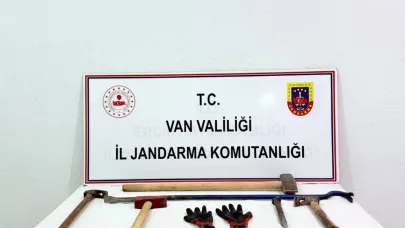 Van'da kaçak kazı yapan 3 kişi yakalandı