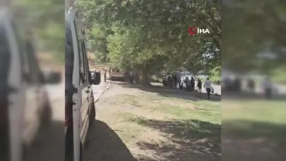 Kızılırmak'a giren 3 genç boğulma tehlikesi geçirdi