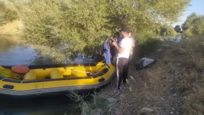 Muş’ta 3 kişi nehrin ortasında mahsur kaldı