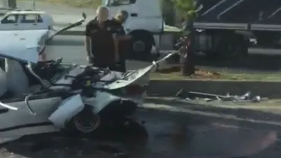 Otomobil tankere çarptı: Sürücü ağır yaralandı