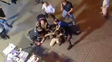 Bursa'da meydan muharebesi gibi kavga