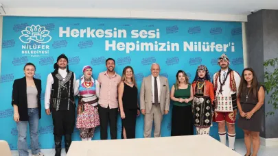 Nilüfer Halk Dansları Topluluğu İtalya'dan ödülle döndü